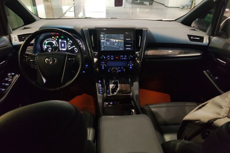 Used Toyota Alphard 2020 Dual-Engine 2.5L Prestige Edition Center Console