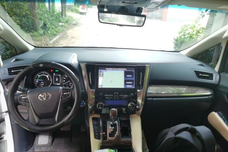 Used Toyota Alphard 2020 Dual-Engine 2.5L Prestige Edition Center Console