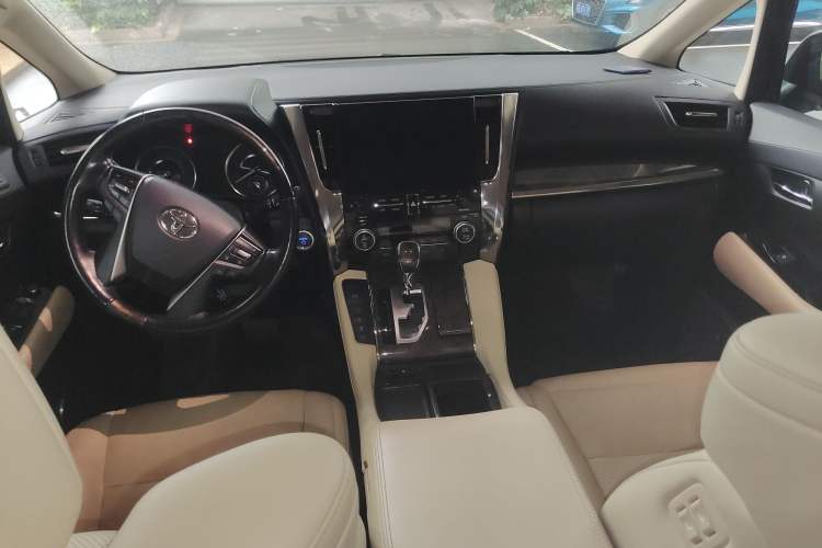 Used Toyota Alphard 2020 Dual-Engine 2.5L Prestige Edition Center Console