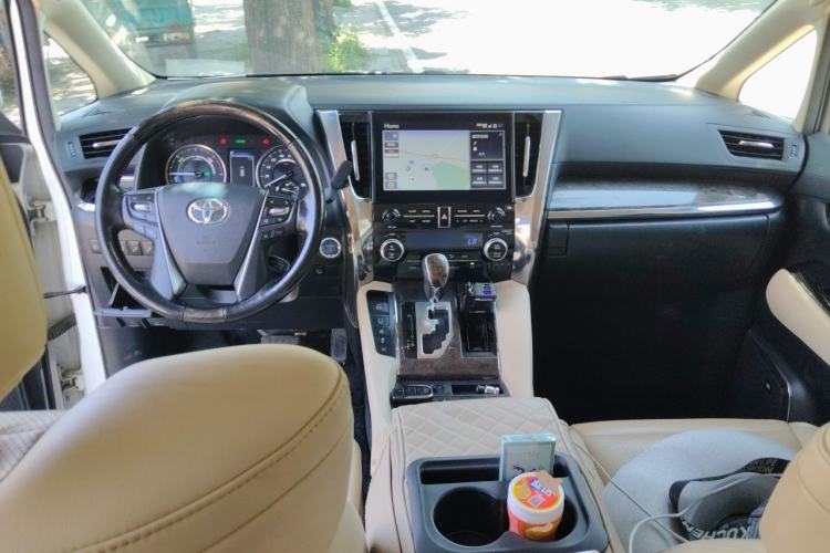 Used Toyota Alphard 2020 Dual-Engine 2.5L Prestige Edition Center Console
