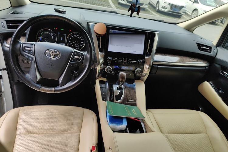 Used Toyota Alphard 2020 Dual-Engine 2.5L Prestige Edition Center Console