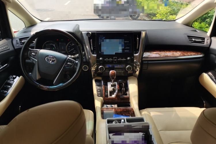 Used Toyota Alphard 2020 Dual-Engine 2.5L Luxury Edition Center Console