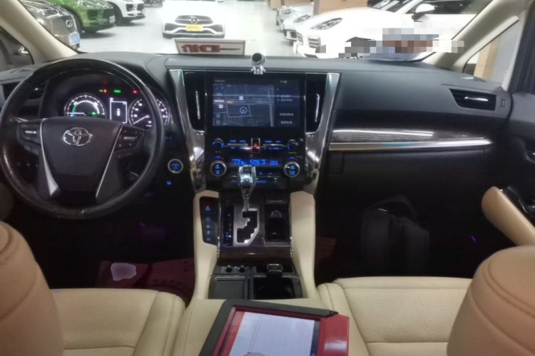 Used Toyota Alphard 2020 Dual-Engine 2.5L Prestige Edition Center Console