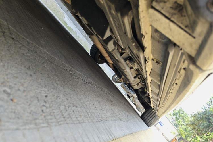 Used Toyota Alphard 2020 Dual-Engine 2.5L Luxury Edition Chassis Front Left