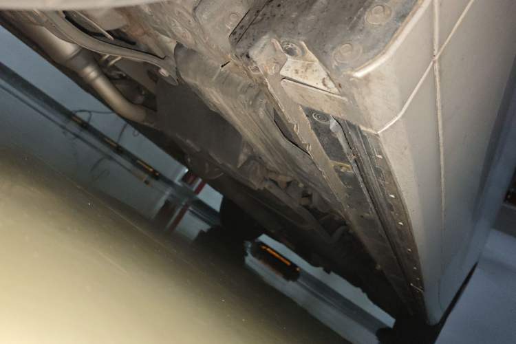 Used Toyota Alphard 2020 Dual-Engine 2.5L Luxury Edition Chassis Front Left