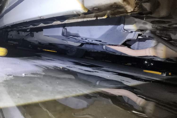 Used Toyota Alphard 2020 Dual-Engine 2.5L Luxury Edition Chassis Front Right