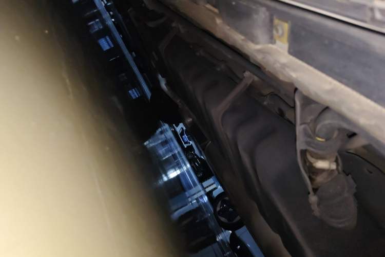 Used Toyota Alphard 2020 Dual-Engine 2.5L Luxury Edition Chassis Rear Left