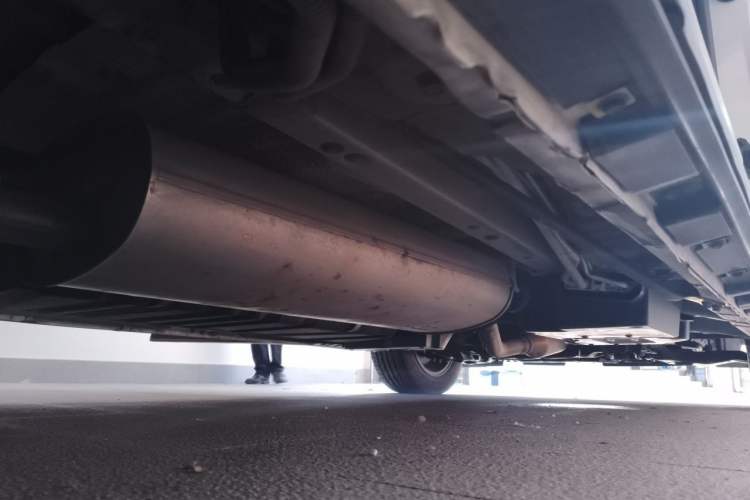 Used Toyota Alphard  Chassis Rear Right