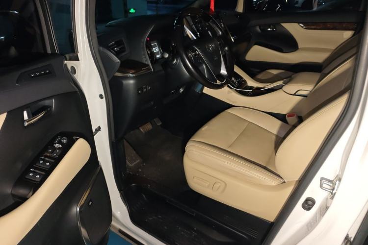 Used Toyota Alphard 2020 Dual-Engine 2.5L Luxury Edition Driver Seat