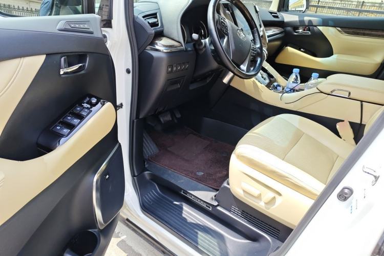 Used Toyota Alphard 2020 Dual-Engine 2.5L Prestige Edition Driver Seat