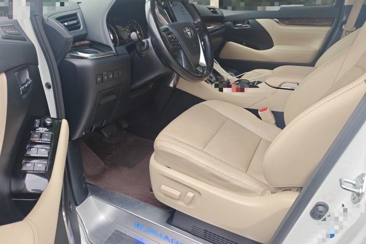 Used Toyota Alphard 2020 Dual-Engine 2.5L Luxury Edition Driver Seat