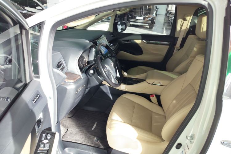 Used Toyota Alphard 2020 Dual-Engine 2.5L Prestige Edition Driver Seat