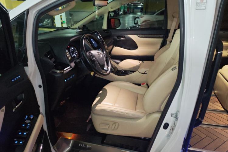 Used Toyota Alphard 2020 Dual-Engine 2.5L Prestige Edition Driver Seat
