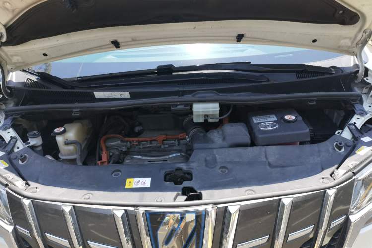 Used Toyota Alphard 2020 Dual-Engine 2.5L Luxury Edition Engine Bay