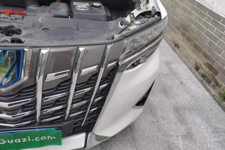 Used Toyota Alphard 2020 Dual-Engine 2.5L Prestige Edition Engine Bay Left