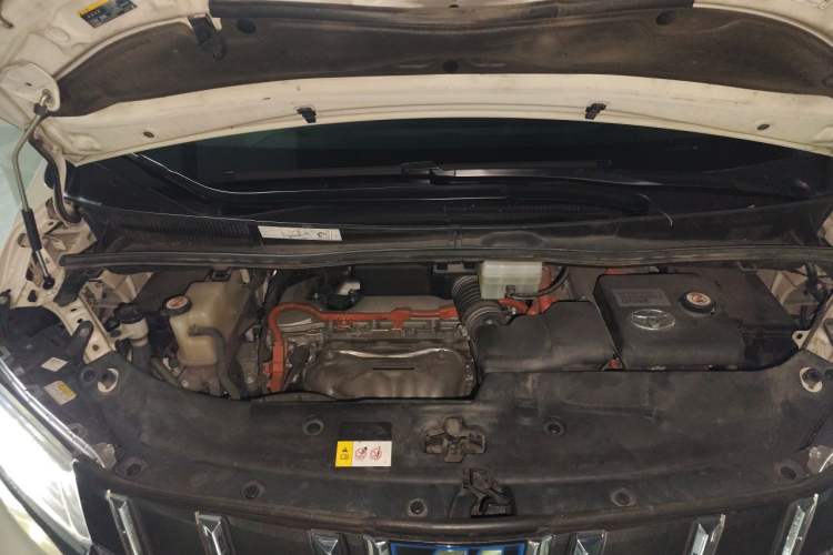 Used Toyota Alphard 2020 Dual-Engine 2.5L Luxury Edition Engine Bay