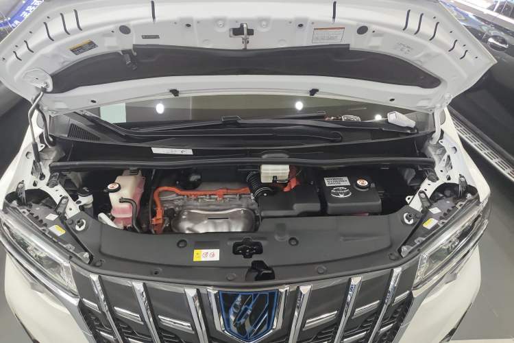 Used Toyota Alphard 2020 Dual-Engine 2.5L Luxury Edition Engine Bay