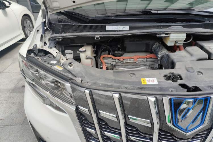 Used Toyota Alphard 2020 Dual-Engine 2.5L Prestige Edition Engine Bay Right