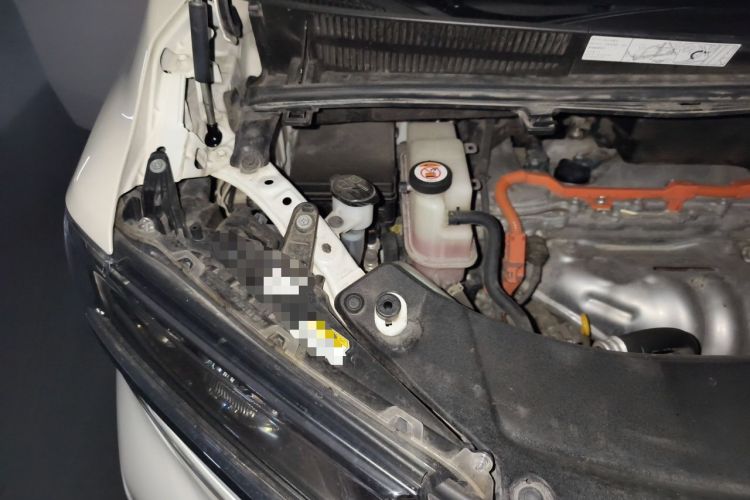 Used Toyota Alphard 2020 Dual-Engine 2.5L Prestige Edition Engine Bay Right