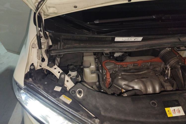 Used Toyota Alphard 2020 Dual-Engine 2.5L Luxury Edition Engine Bay Right