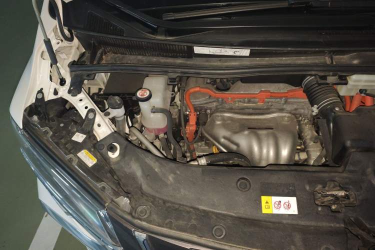 Used Toyota Alphard 2020 Dual-Engine 2.5L Luxury Edition Engine Bay Right