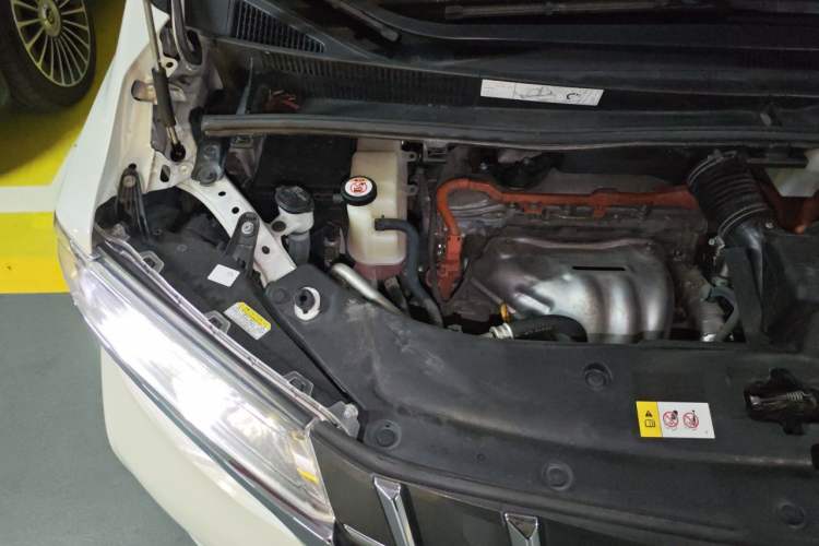 Used Toyota Alphard 2020 Dual-Engine 2.5L Prestige Edition Engine Bay Right