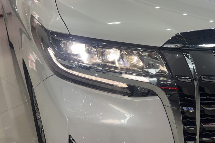 Used Toyota Alphard 2020 Dual-Engine 2.5L Prestige Edition Exterior 2