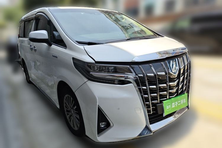 Used Toyota Alphard 2020 Dual-Engine 2.5L Luxury Edition Front Right 45 Deg
