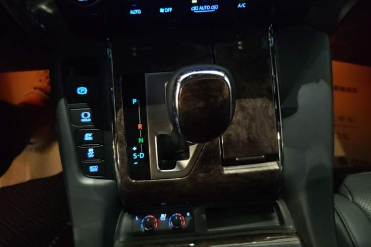 Used Toyota Alphard 2020 Dual-Engine 2.5L Prestige Edition Gear Lever