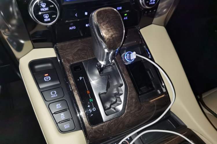 Used Toyota Alphard 2020 Dual-Engine 2.5L Prestige Edition Gear Lever