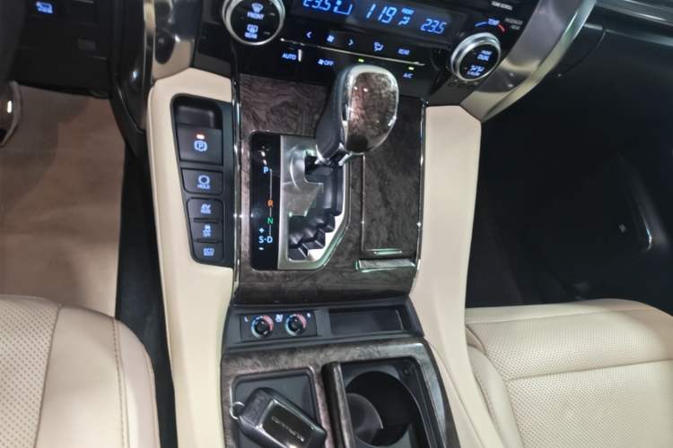 Used Toyota Alphard 2020 Dual-Engine 2.5L Prestige Edition Gear Lever