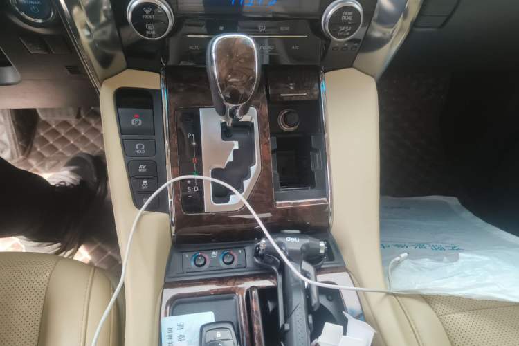 Used Toyota Alphard 2020 Dual-Engine 2.5L Luxury Edition Gear Lever