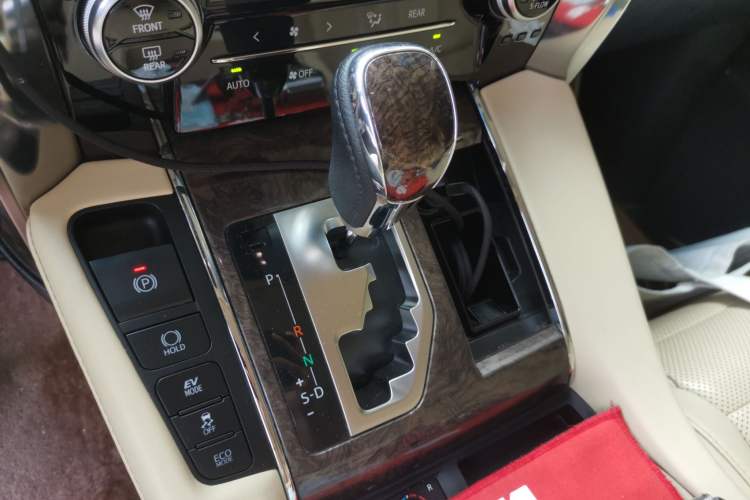 Used Toyota Alphard 2020 Dual-Engine 2.5L Prestige Edition Gear Lever