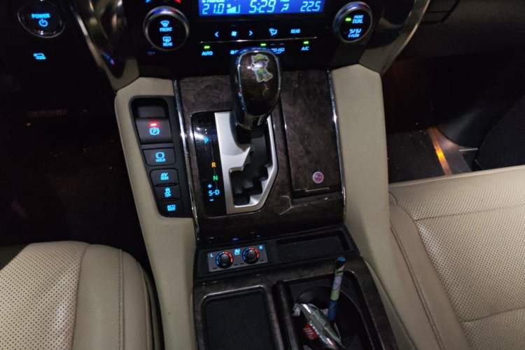 Used Toyota Alphard 2020 Dual-Engine 2.5L Prestige Edition Gear Lever