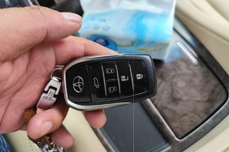 Used Toyota Alphard 2020 Dual-Engine 2.5L Prestige Edition Interior 1