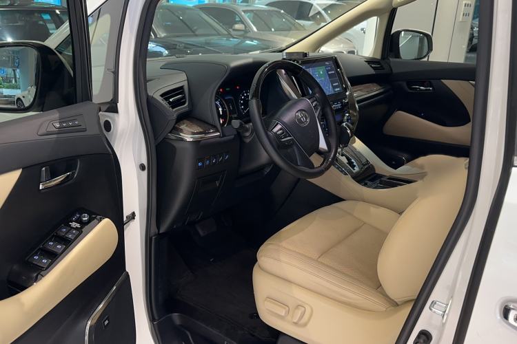 Used Toyota Alphard 2020 Dual-Engine 2.5L Prestige Edition Interior 1