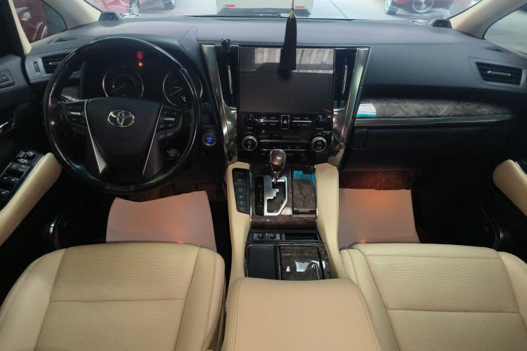 Used Toyota Alphard 2020 Dual-Engine 2.5L Prestige Edition Interior 2