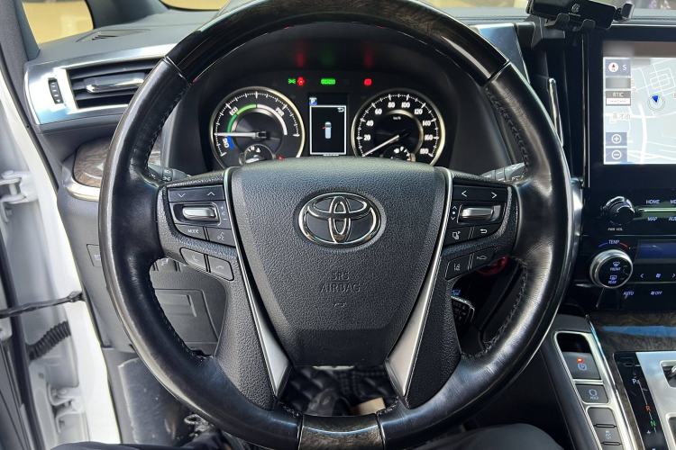Used Toyota Alphard 2020 Dual-Engine 2.5L Prestige Edition Interior 2