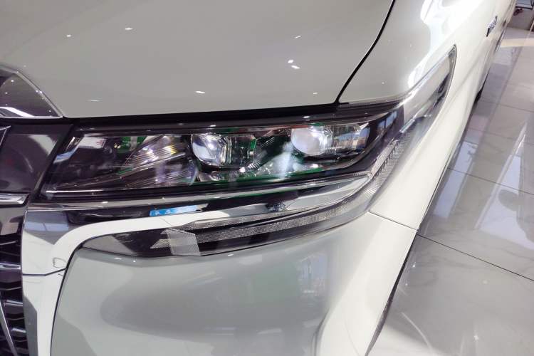 Used Toyota Alphard 2020 Dual-Engine 2.5L Prestige Edition Left Front Headlight