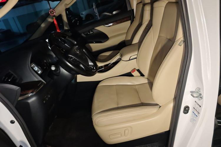 Used Toyota Alphard 2020 Dual-Engine 2.5L Luxury Edition Left Front Seat
