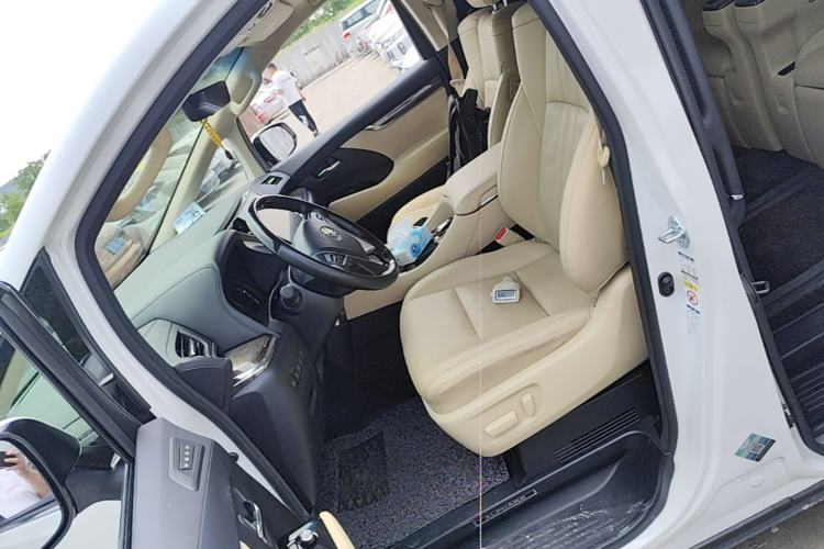 Used Toyota Alphard 2020 Dual-Engine 2.5L Prestige Edition Left Front Seat
