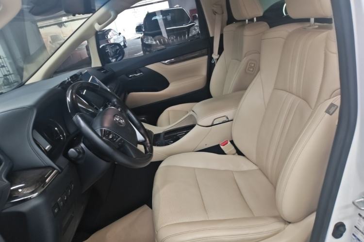 Used Toyota Alphard 2020 Dual-Engine 2.5L Prestige Edition Left Front Seat
