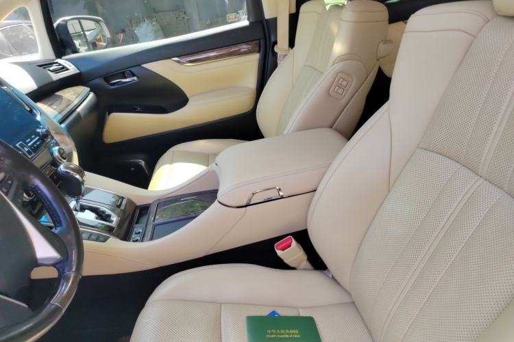Used Toyota Alphard 2020 Dual-Engine 2.5L Prestige Edition Left Front Seat