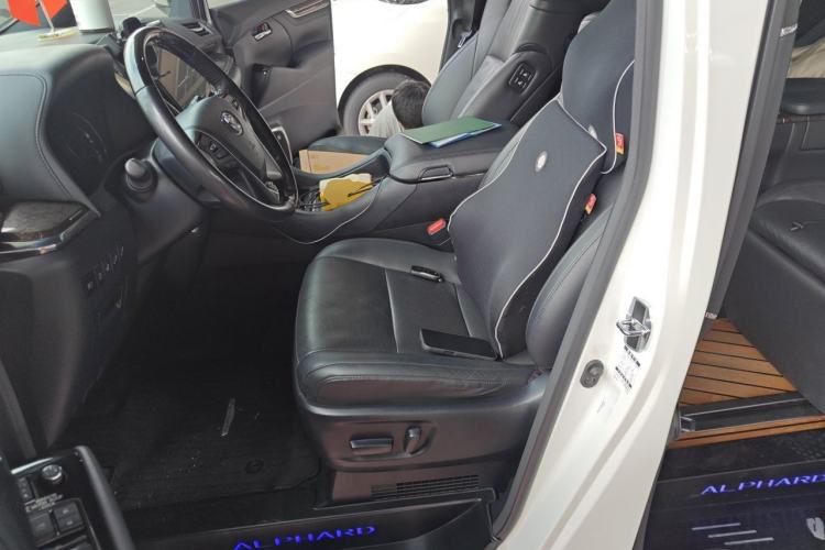 Used Toyota Alphard 2020 Dual-Engine 2.5L Prestige Edition Left Front Seat