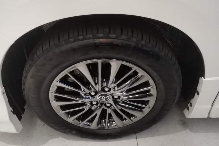 Used Toyota Alphard 2020 Dual-Engine 2.5L Prestige Edition Left Front Wheel Hub
