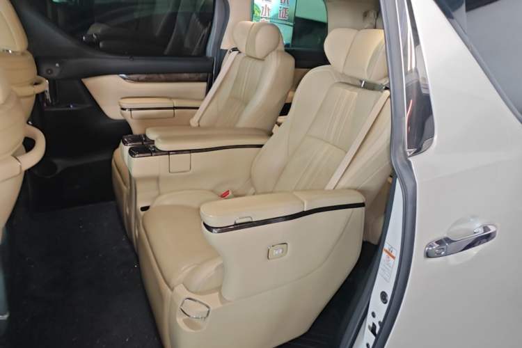 Used Toyota Alphard 2020 Dual-Engine 2.5L Prestige Edition Left Rear Seat