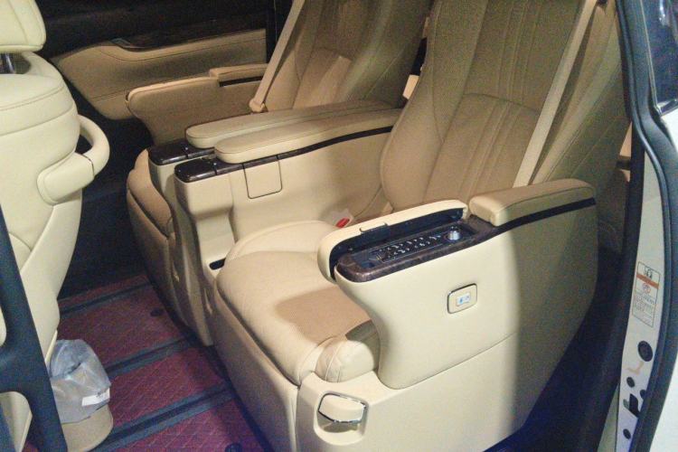 Used Toyota Alphard 2020 Dual-Engine 2.5L Prestige Edition Left Rear Seat