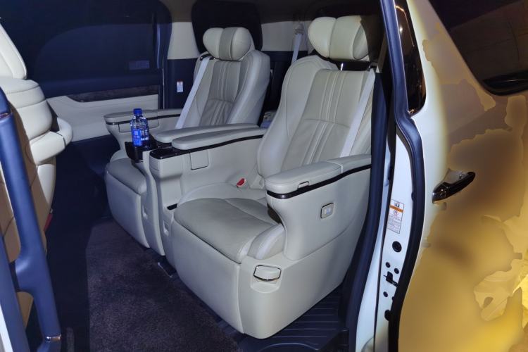 Used Toyota Alphard 2020 Dual-Engine 2.5L Prestige Edition Left Rear Seat