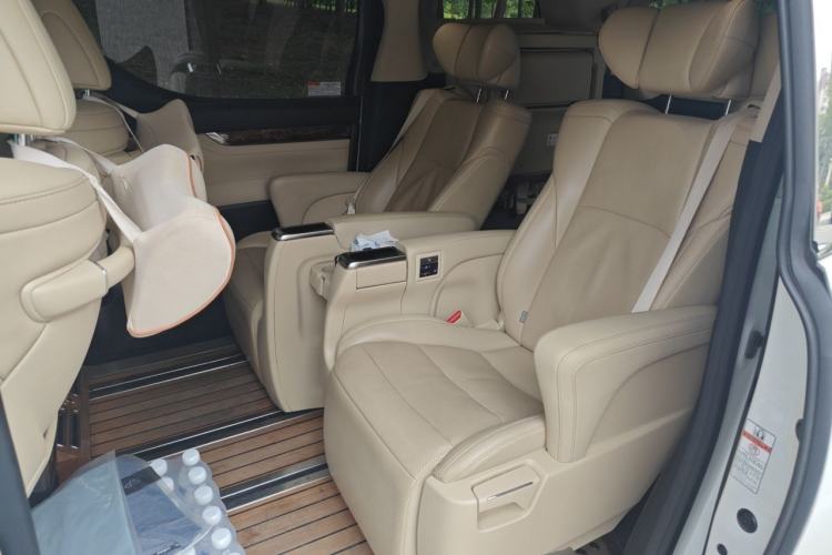 Used Toyota Alphard 2020 Dual-Engine 2.5L Luxury Edition Left Rear Seat