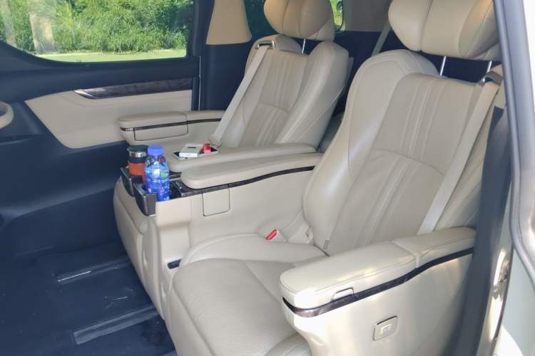Used Toyota Alphard 2020 Dual-Engine 2.5L Prestige Edition Left Rear Seat